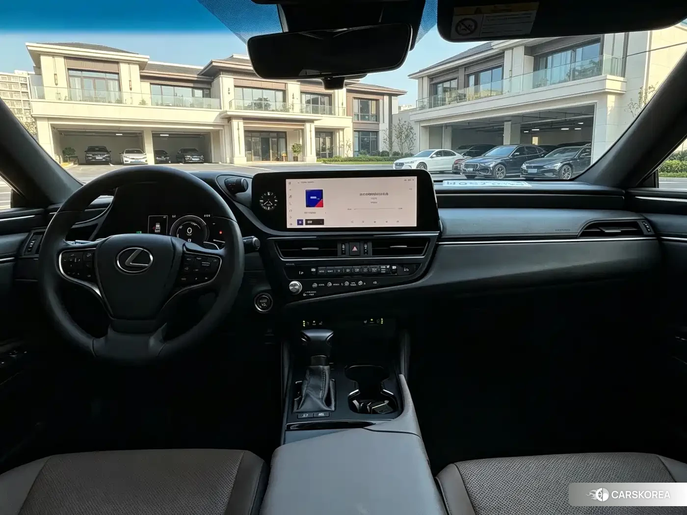 Lexus ES 2023 Champagne/brown из Китая