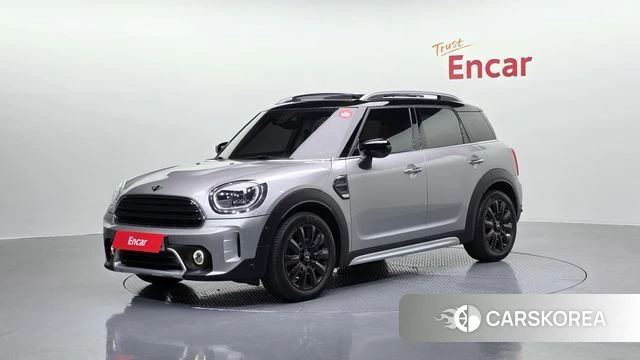 Mini Cooper Countryman 2024 Серебристо-серый из Кореи