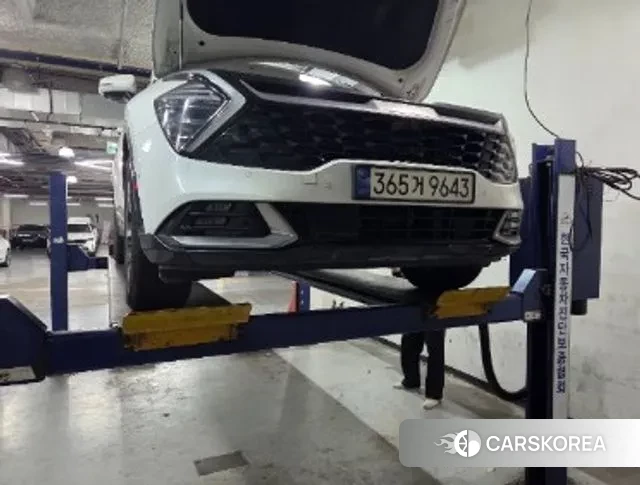 Kia Sportage 5th Generation Hybrid 2024 Белый из Кореи