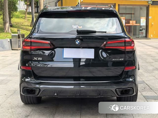 BMW X5 (imported) 2021 Черный из Китая