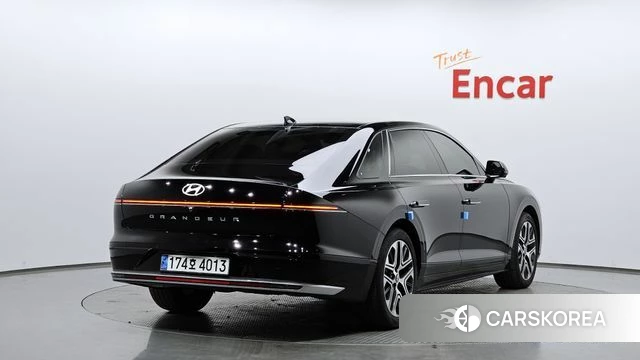 Hyundai Grandeur (GN7) 2023 Черный из Кореи