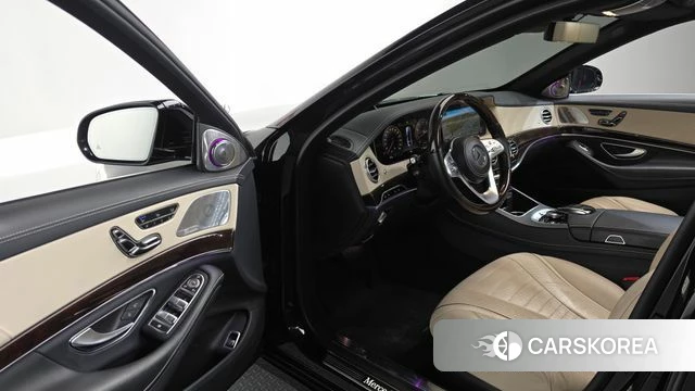Mercedes-Benz S-Class W222 2018 Черный из Кореи