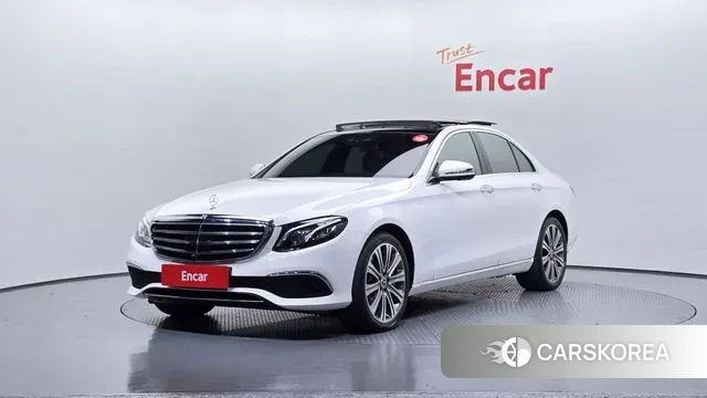 Mercedes-Benz E-Class W213 2020 Белый из Кореи