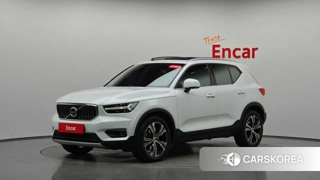 Volvo XC40 2022 Белый из Кореи