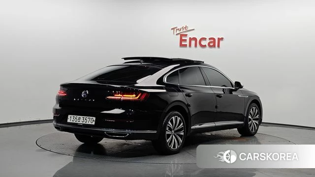 Volkswagen Arteon 2019 Черный из Кореи