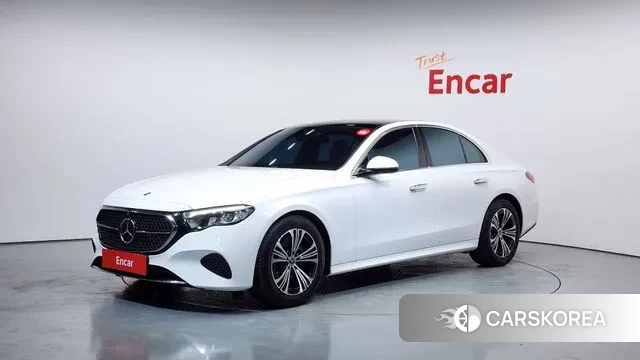 Mercedes-Benz E-Class W214 2024 Белый из Кореи