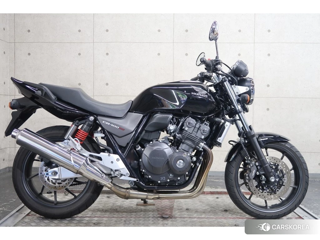 Проданный Honda CB400SF ABS 2020 из Японии