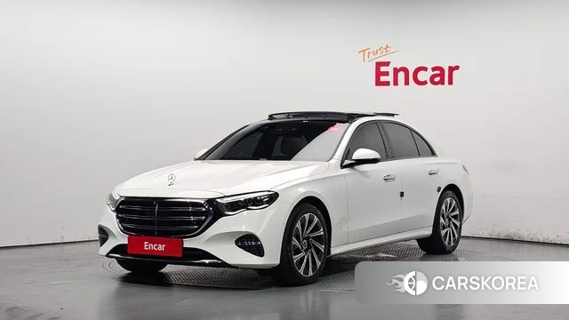 Mercedes-Benz E-Class W214 2024 Белый из Кореи