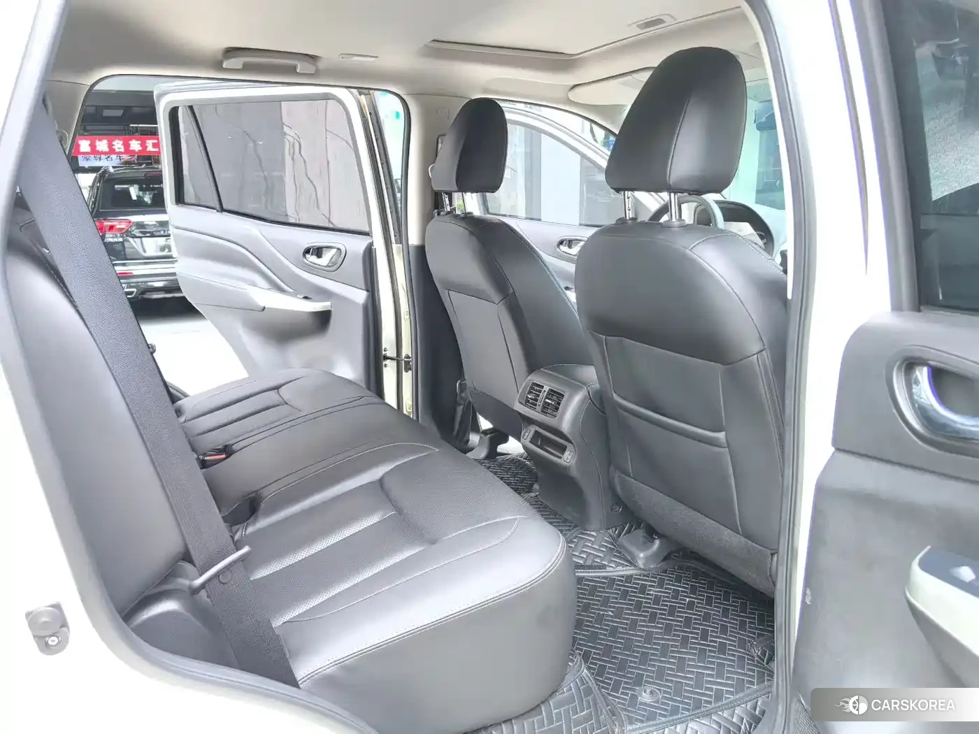 Nissan Terra 2023 Белый из Китая