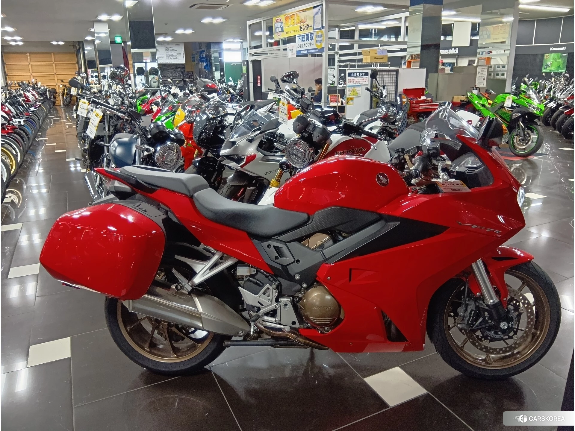 Honda VFR800F 2017 из Японии, фото 2