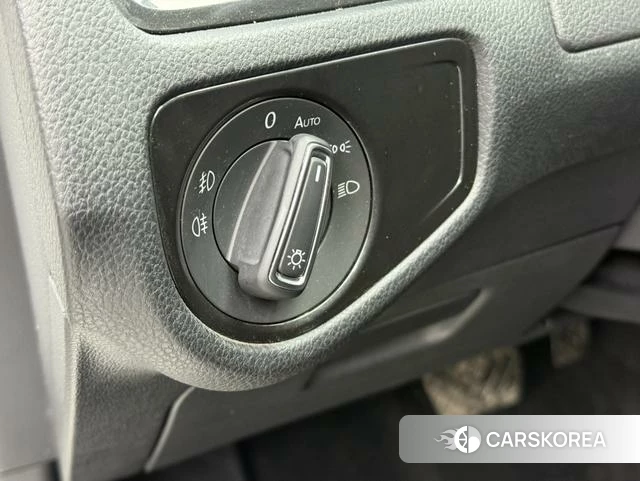 Volkswagen Golf 2018 Белый из Китая