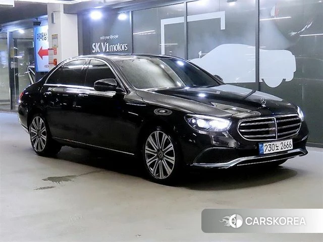 Mercedes-Benz E-Class W213 2021 Черный из Кореи