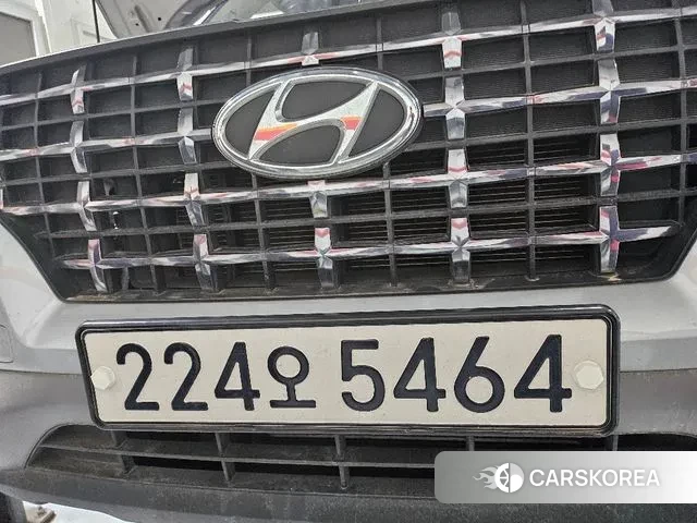 Hyundai Venue 2019 Серебристо-серый из Кореи