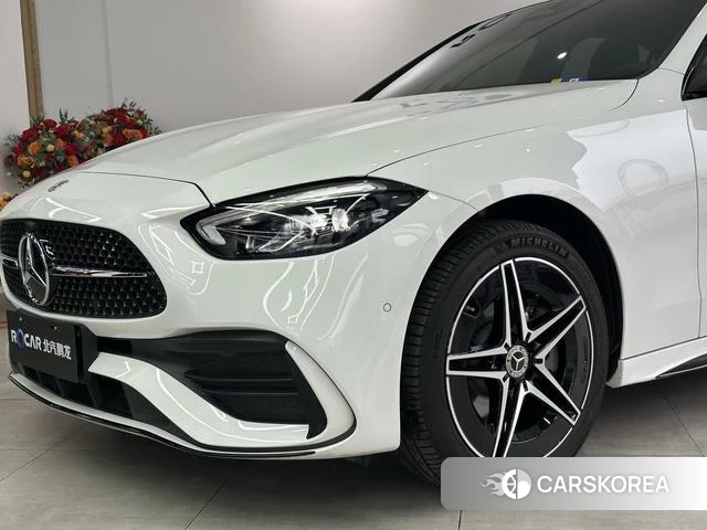 Mercedes-Benz Class C 2023 Белый из Китая