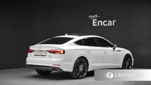Audi A5 (F5) 2019 Белый из Кореи
