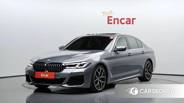 BMW 5 Series (G30) 2023 Серый из Кореи
