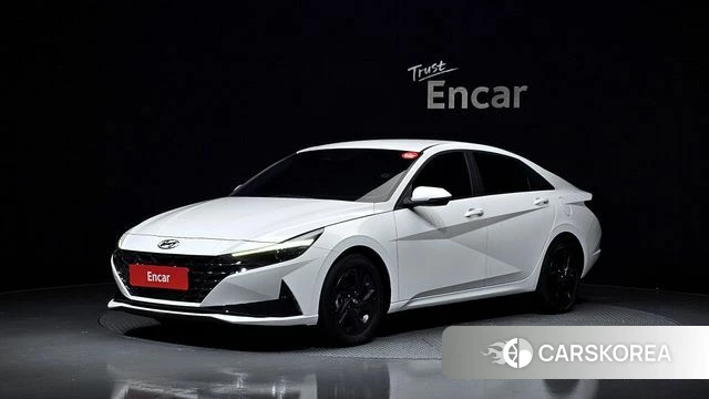 Hyundai Avante Hybrid (CN7) 2023 Белый из Кореи
