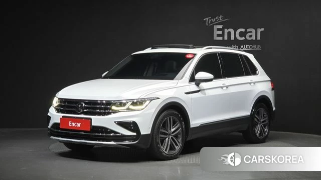 Volkswagen Tiguan second Generation 2023 Белый из Кореи