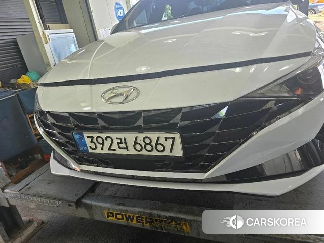 Hyundai Avante (CN7) 2021 Белый из Кореи