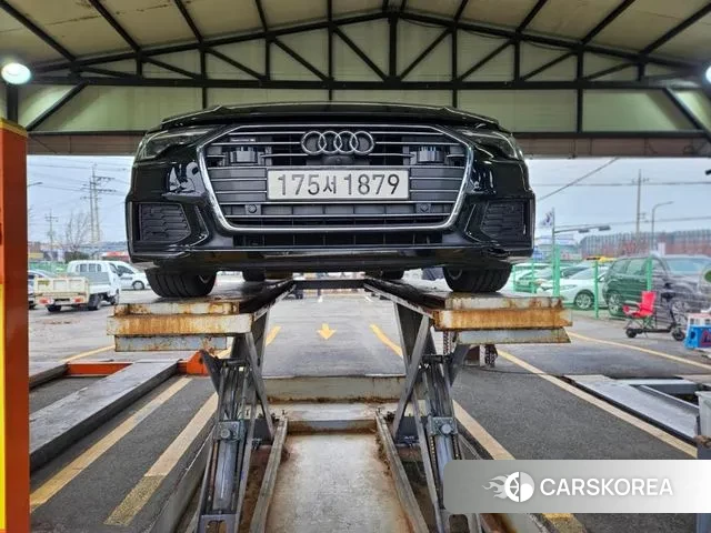 Audi A6 (C8) 2021 Черный из Кореи