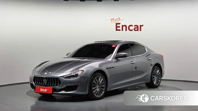 Maserati Ghibli 2022 Белый из Кореи