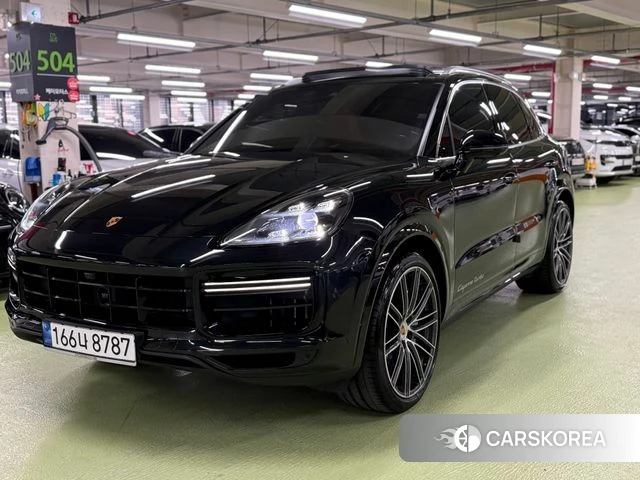 Porsche Cayenne (PO536) 2022 Черный из Кореи
