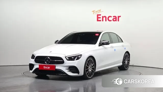 Mercedes-Benz E-Class W213 2023 Белый из Кореи