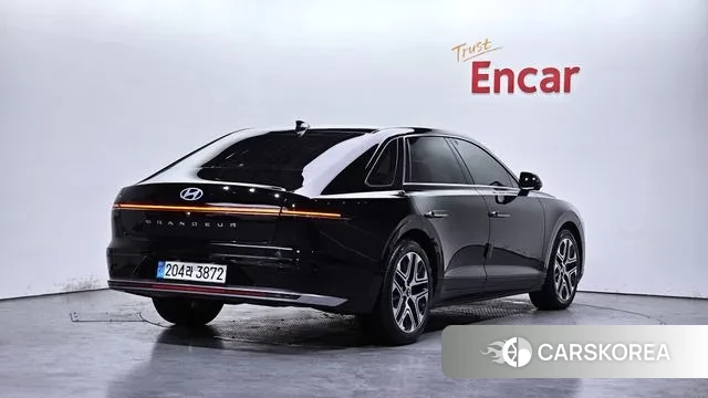 Hyundai Grandeur (GN7) 2024 Черный из Кореи