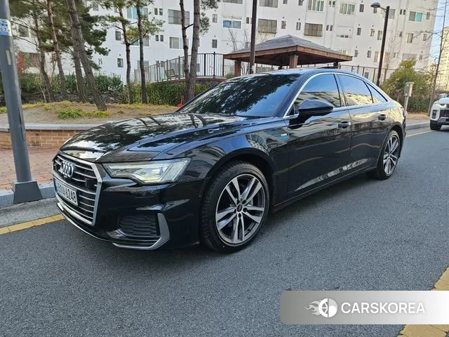 Audi A6 (C8) 2022 Черный из Кореи