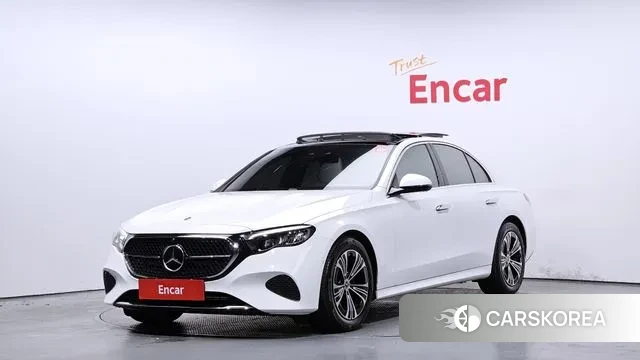 Mercedes-Benz E-Class W214 2024 Белый из Кореи