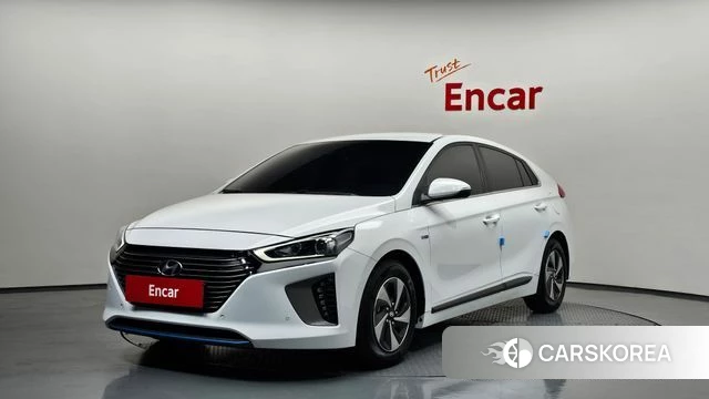 Hyundai Ionic Hybrid 2018 Белый из Кореи