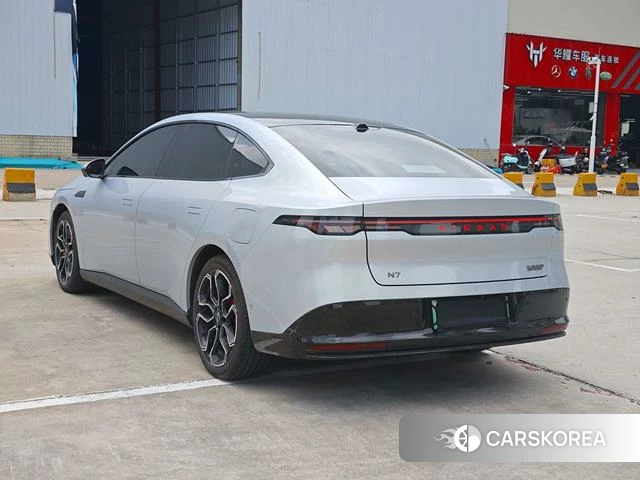 Nissan N7 2025 Темно-серый из Китая