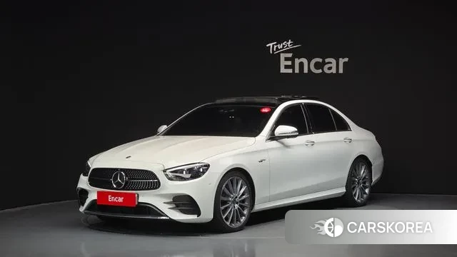 Mercedes-Benz E-Class W213 2021 Белый из Кореи