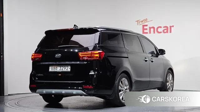 Kia The New Carnival 2019 Черный из Кореи