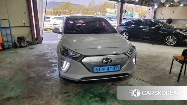 Hyundai The New Ionic Electric 2020 Серебристо-серый из Кореи