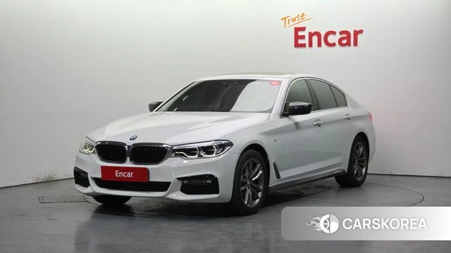 BMW 5 Series (G30) 2018 Белый из Кореи