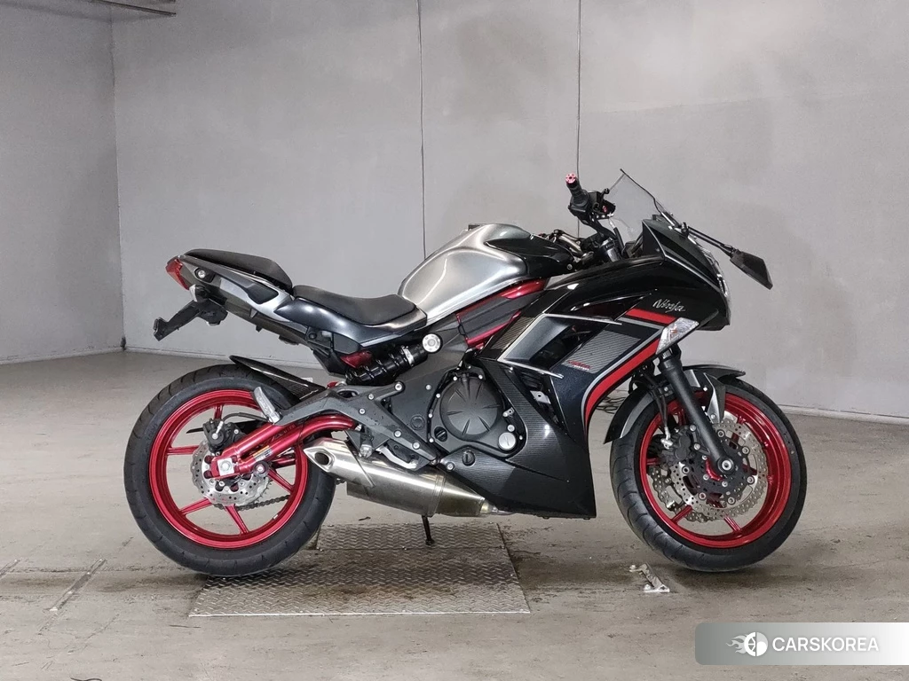 Проданный Kawasaki NINJA 400 2017 из Японии, фото 2