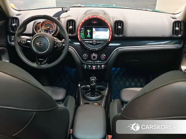 MINI COUNTRYMAN 2020 Зеленый из Китая