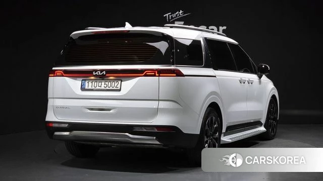 Kia Carnival 4th generation 2022 Белый из Кореи