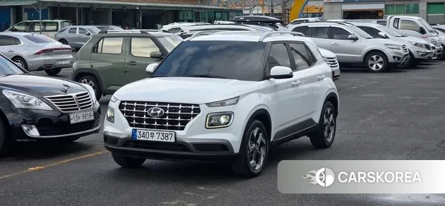 Hyundai Venue 2022 Белый из Кореи