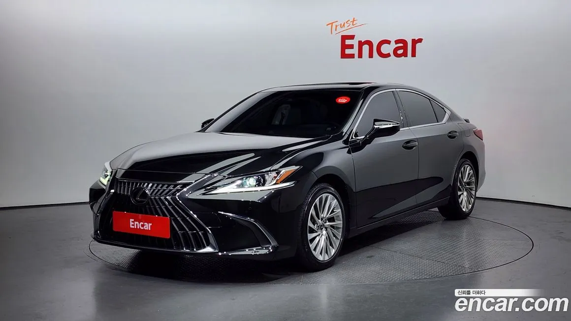 Lexus ES300h 7th generation 2023 Черный из Кореи