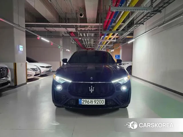 Maserati Levante 2020 Синий из Кореи