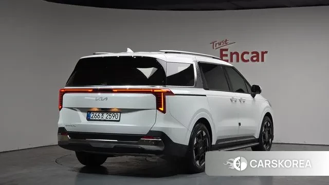 Kia The New Carnival 4th Generation 2025 Белый из Кореи