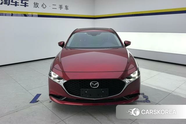 Mazda 3 Angkesaila 2022 Красный из Китая