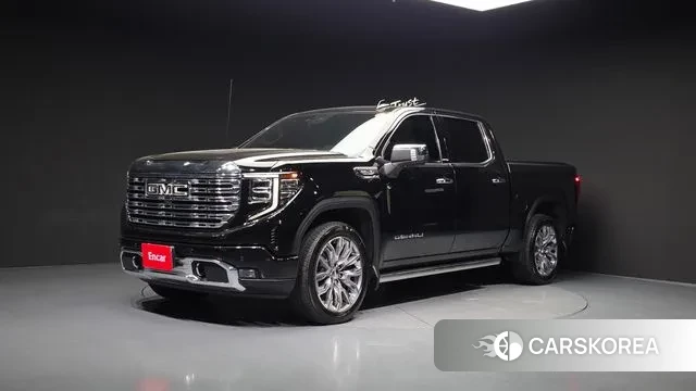 GMC Sierra 2024 Черный из Кореи