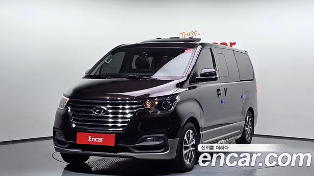 Hyundai The New Grand Starex 2018 Коричневый из Кореи