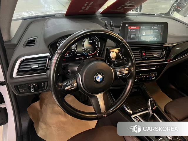 BMW 1 series 2023 Белый из Китая