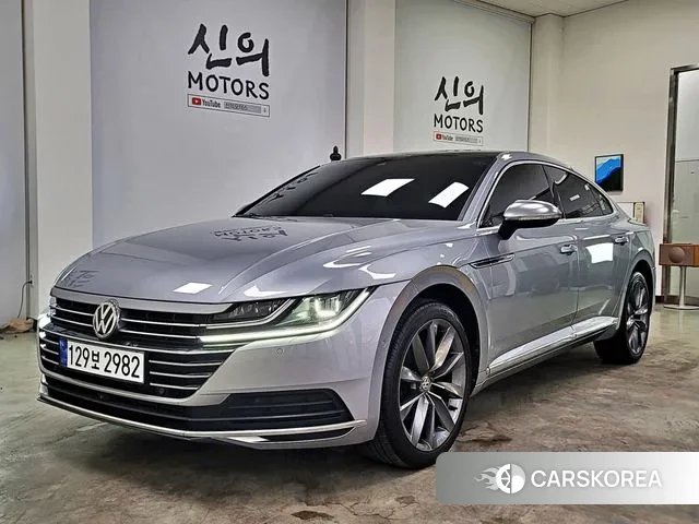 Volkswagen Arteon 2020 Серебристо-серый из Кореи