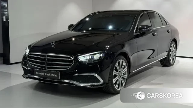 Mercedes-Benz E-Class W213 2023 Черный из Кореи