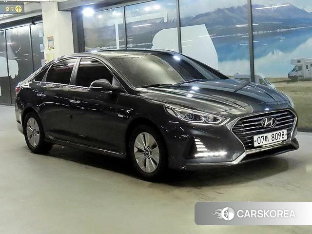 Hyundai Sonata New Rise Hybrid 2018 Серебристо-серый из Кореи